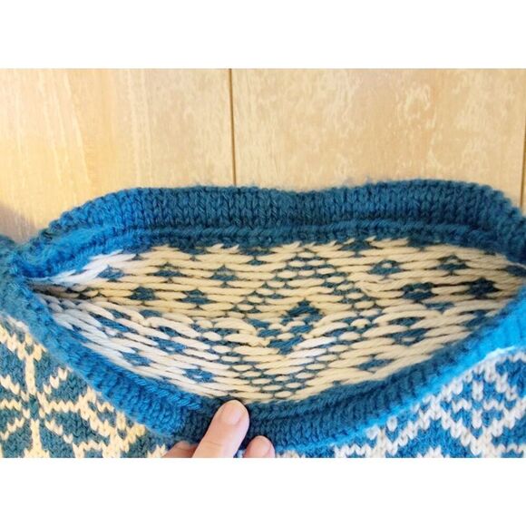Vintage Wool Sweater‎ Nordic Snowflakes Hand Made Size Large Lt Blue Cream 80's - Picture 5 of 7